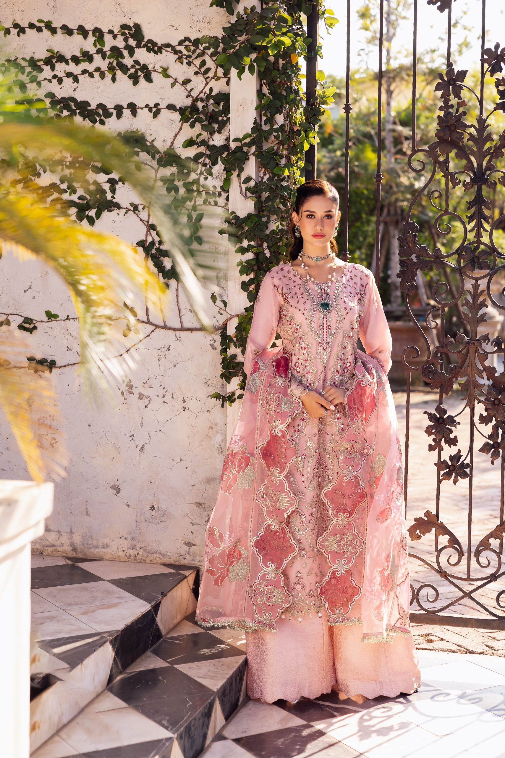 Gulrukh Elegance - Image 4